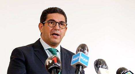 Baccalauréat 2020 : M. Amzazi visite des centres d'examen à El Hajeb et Fès