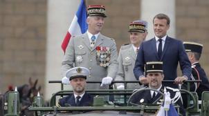 France: une cérémonie militaire réduite pour célébrer le 14-juillet