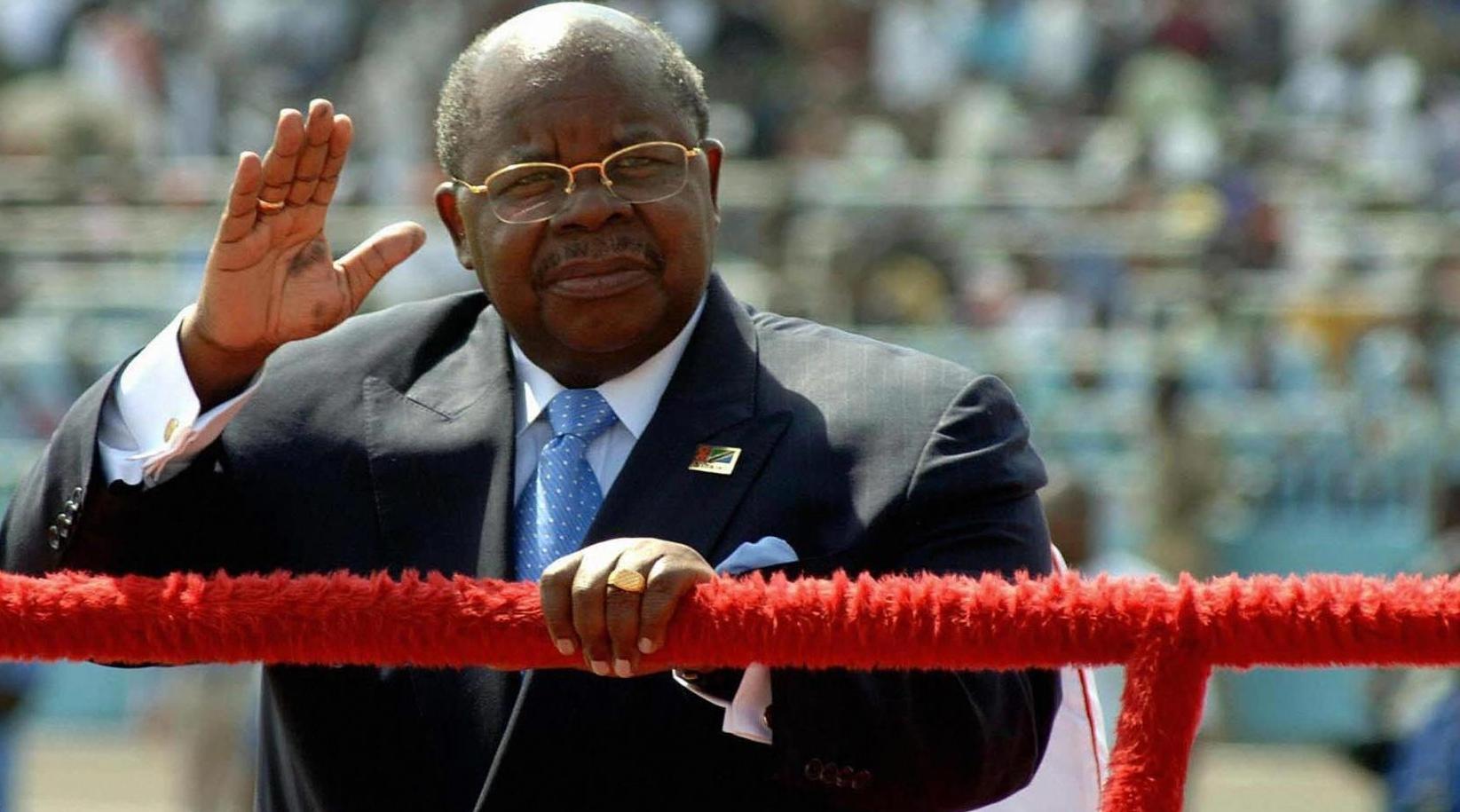 Décès à Dar Es Salam de l'ancien président tanzanien Benjamin Mkapa