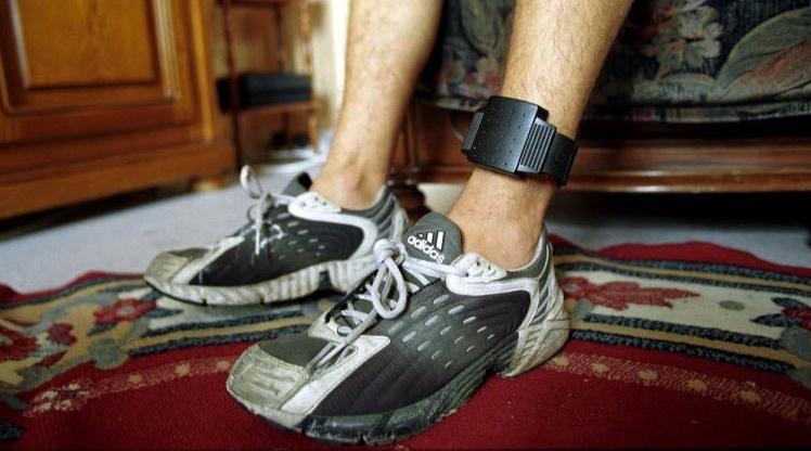 Covid-19/Jordanie: un bracelet électronique pour surveiller les personnes en qu…