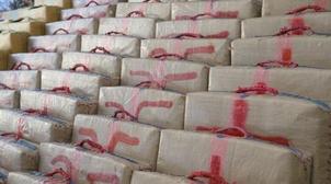 Plus de 5,8 tonnes de chira saisies au niveau de la route Casablanca-Bouznika, …
