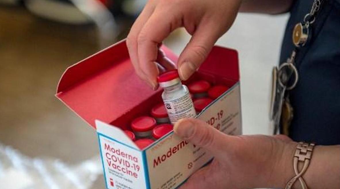 Virus: la Suisse donne son feu vert au vaccin de Moderna