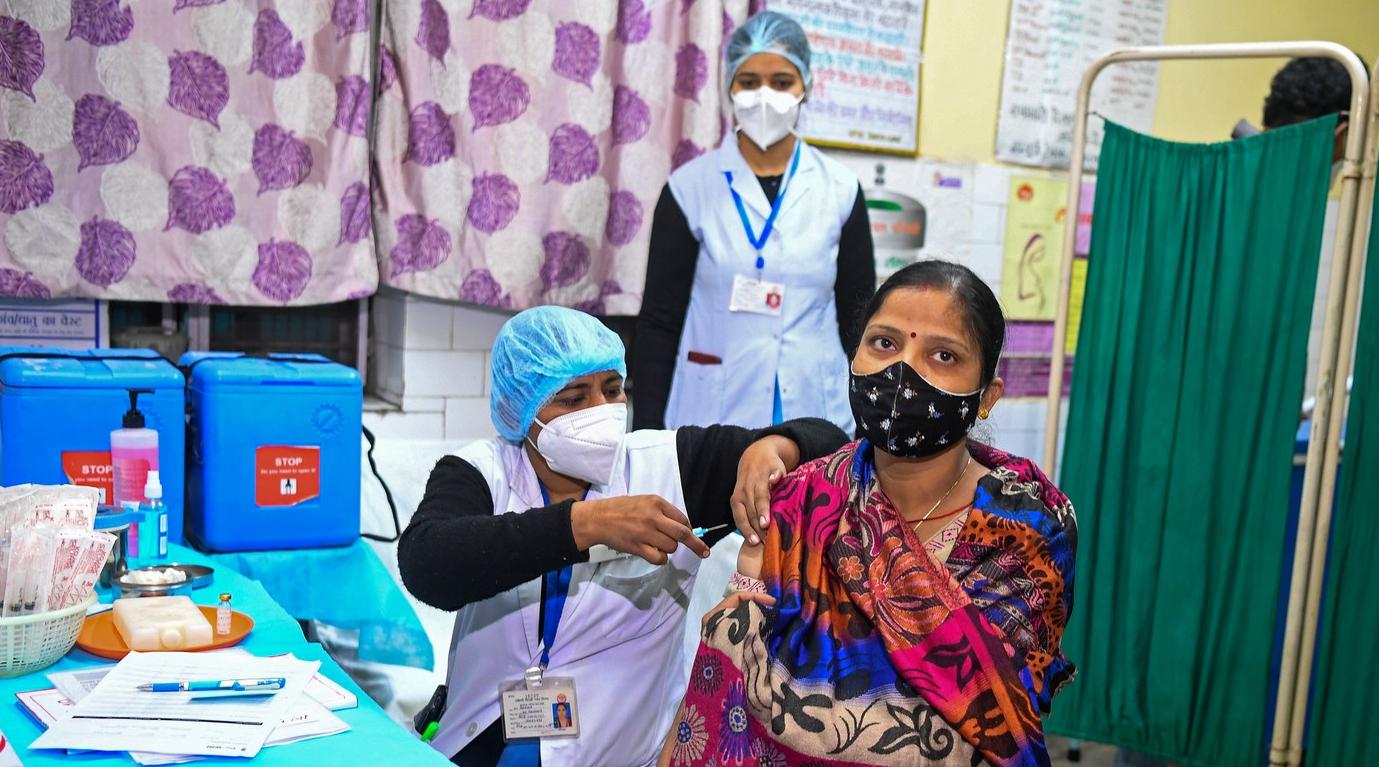 L'Inde lance une méga-campagne de vaccination contre le Covid-19