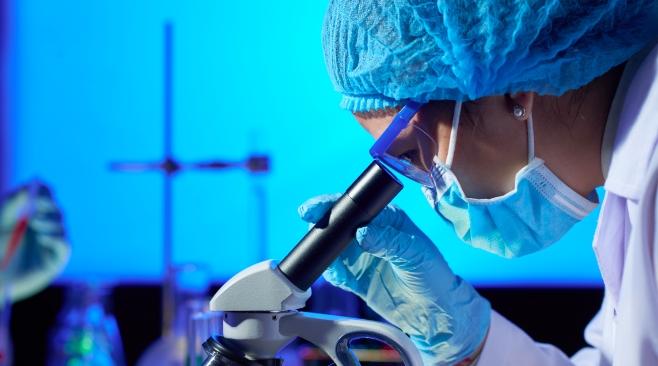 Covid-19: le séquençage est indispensable pour traquer le virus (chercheurs)