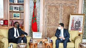 بوريطة يستقبل نظيره المالي حاملا رسالة خطية من الرئيس الانتقالي لمالي إلى جلا...