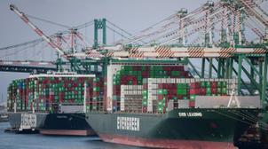 Pour réduire l'engorgement dans les ports, la Maison Blanche pousse au travail …