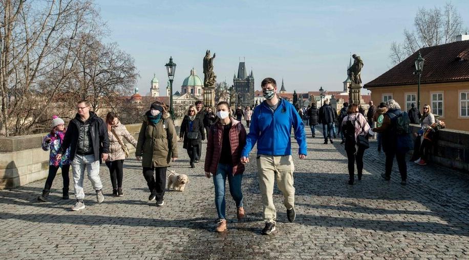 Covid-19: l’Europe centrale et orientale face à une nouvelle vague épidémique