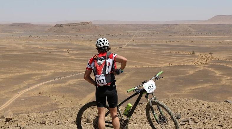 Cyclisme : Plus de 400 participants à la 16è édition du "Titan Desert MTB Marat…