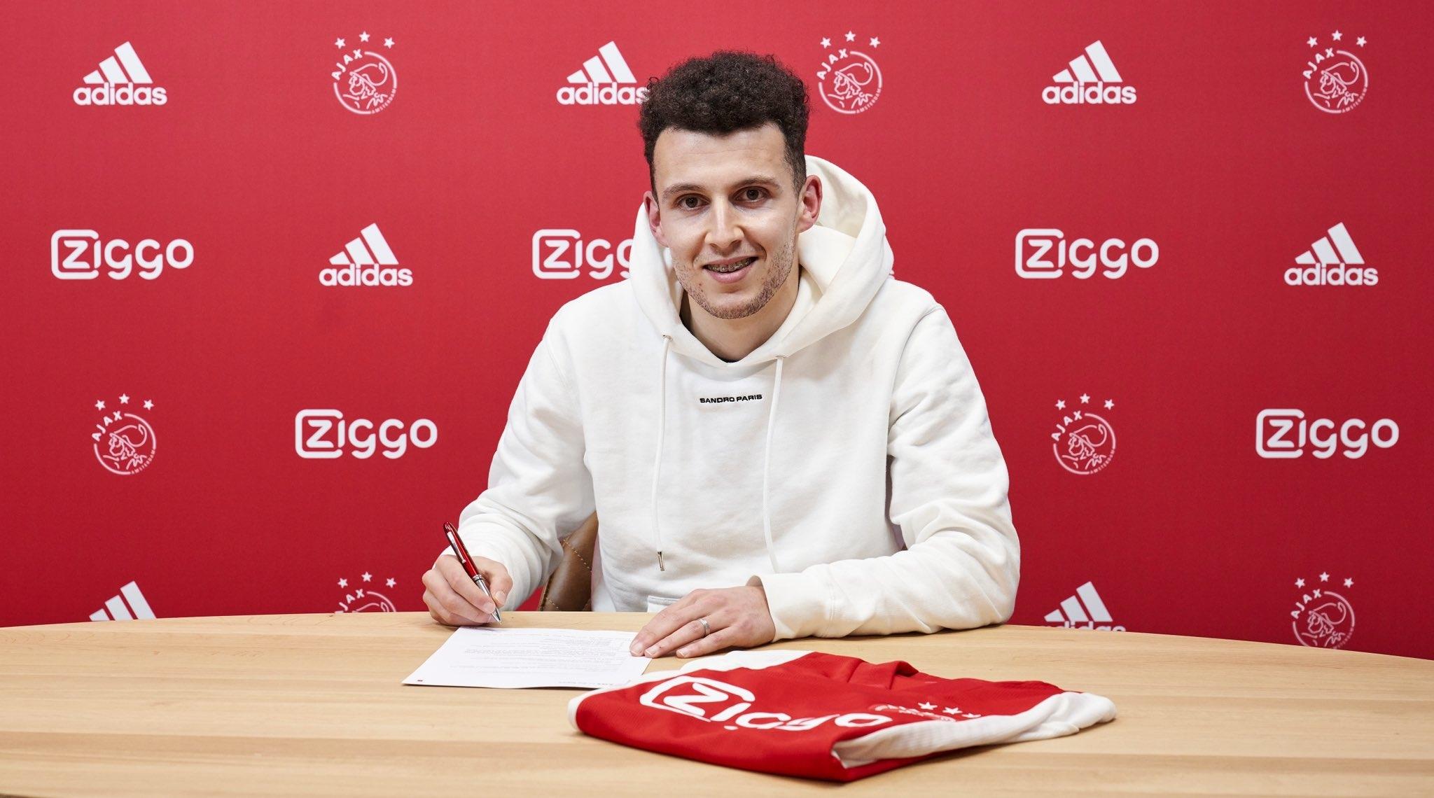 Oussama Idrissi rejoint l'Ajax, sous forme de prêt (Photos)