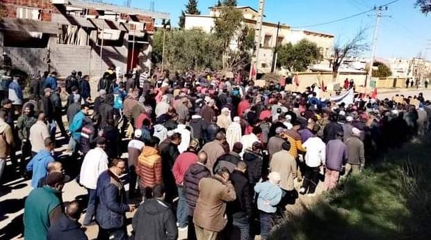 بعد تنظيمها لمسيرة صوب فاس ..ساكنة رباط الخير تستعد لعقد جلسة حوار مع السلطات