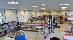 Dar Bouazza: Lancement de l'initiative "Une bibliothèque, une famille" dans une…