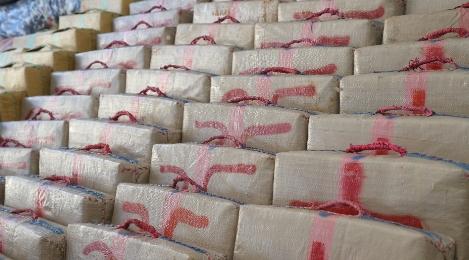 Nador: Saisie de 3 tonnes de chira, sept individus interpellés (DGSN)