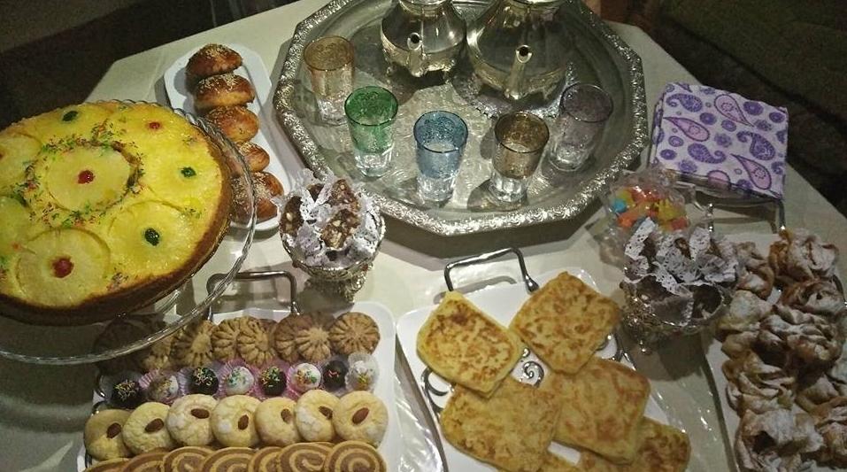 أخصائية التغذية: العودة إلى روتين الأكل خلال النهار يستدعي اتباع التدريج في ت...
