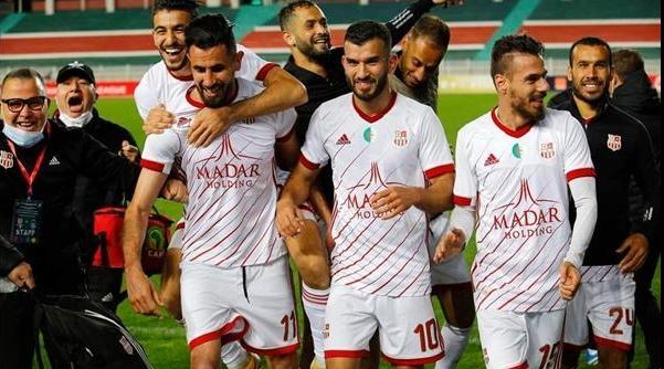 دوري أبطال إفريقيا (ذهاب ربع النهاية).. شباب بلوزداد الجزائري يفوز على الترجي...