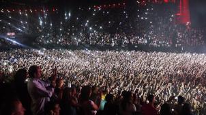 France/Covid-19 : un concert-test du groupe Indochine pour les besoins d'une ét…