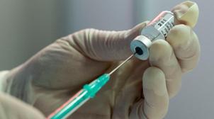 Covid : Les prix des vaccins Pfizer et Moderna augmentent après adaptation aux …