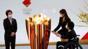 Japon: la flamme paralympique s'allume