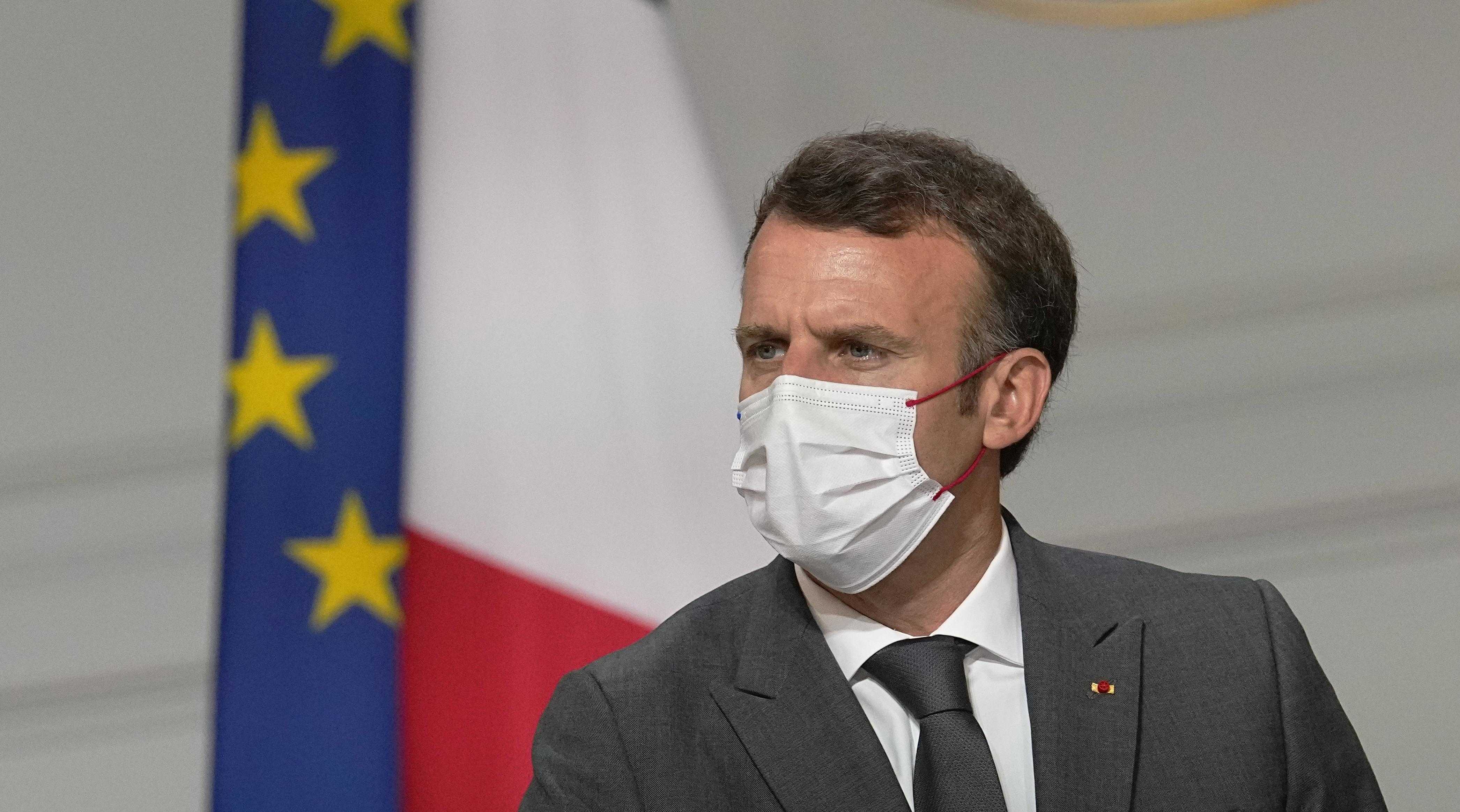 Macron/Covid-19: une campagne de rappel vaccinal « à la rentrée » pour « les pl…