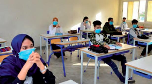 La situation sanitaire est meilleure dans les écoles où le port du masque est o…