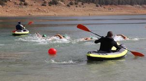 Khénifra: le lac Aguelmam Azegza accueille la 5ème édition du "Ice Swim in Moro…