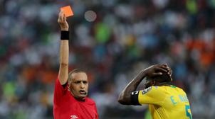 كأس إفريقيا: منتخب بوركينا فاسو يحلق نحو ربع النهائي بعد انتصار دراماتيكي على...